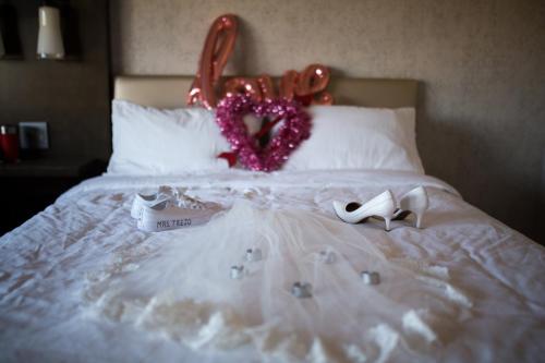 Thee Olde Chapel Wedding 2
